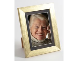 Foto ramka na zdjęcie z passepartout czarnym L25 złoty szczotkowany 21x29.7 cm