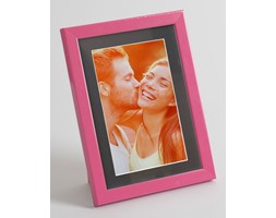 Foto ramka na zdjęcie z czarnym passepartout pikantny róż 30x40 cm