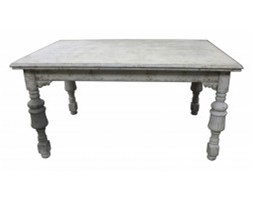 Stół Chic Antique z Rzeźbieniami