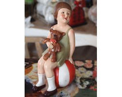 Dziewczynka z Misiem Retro Podpórka do Książek Shabby Chic