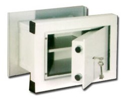 77157502 Sejf ścienny (wymiary: 450x485x265 mm)