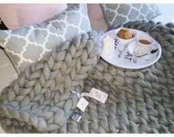 Dziergany skandynawski pled wełna merynosa, szary - We Love Beds