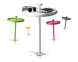 Stolik wbijany do ziemi Pin Table Menu, różne kolory