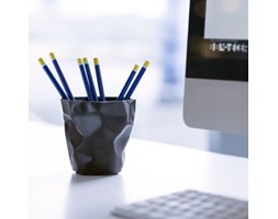 Czarny kubek na ołówki Essey Pen Pen Black