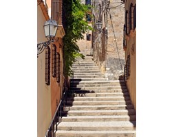 Tarragona, Hiszpania, ciasna uliczka - fototapeta