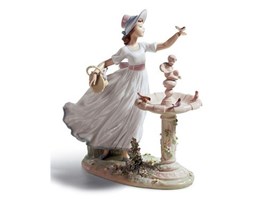 Figurka porcelanowa- Wiosenna radość