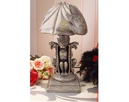 Lampa z Figurami Gargulców w Stylu Fantasy
